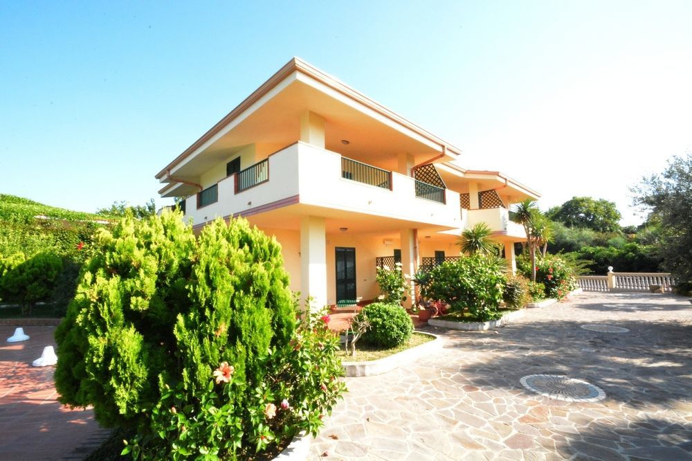 My Villa Eden Torre Ruffa Eksteriør billede